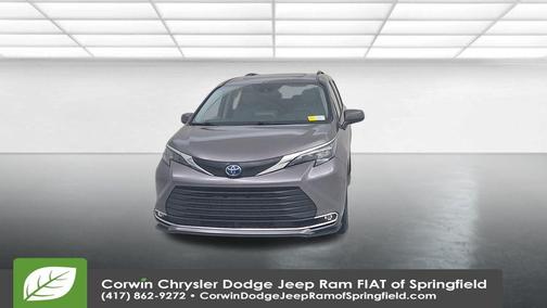 2024 Toyota Sienna XLE