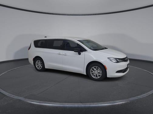 Bright White Clearcoat 2027 Chrysler Pacifica LX