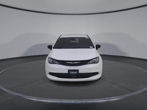 Bright White Clearcoat 2027 Chrysler Pacifica LX