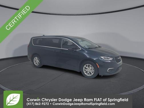 Fathom Blue Pearlcoat 2023 Chrysler Pacifica Touring-L