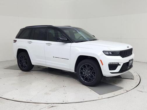 2025 Jeep Grand Cherokee Summit