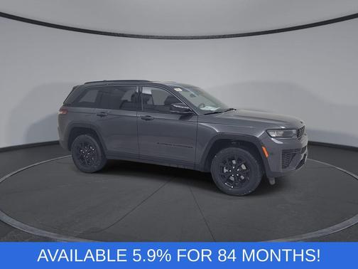 2026 Jeep Grand Cherokee Laredo