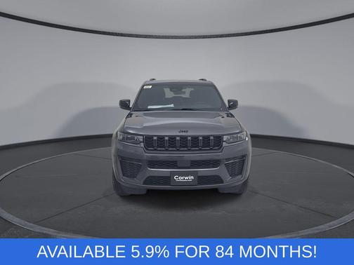 2026 Jeep Grand Cherokee Laredo