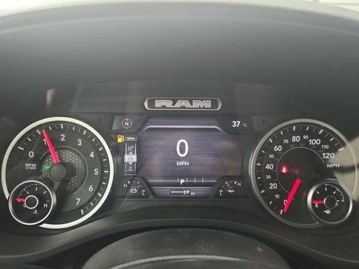 Diamond Black 2026 RAM 1500 Express
