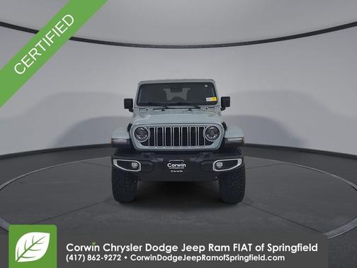 Earl Clearcoat 2024 Jeep Wrangler Sahara