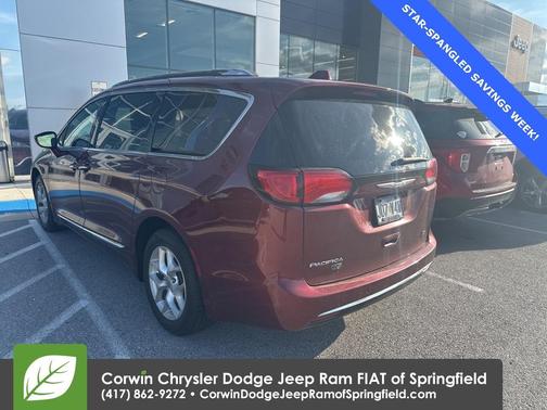 2020 Chrysler Pacifica Touring-L