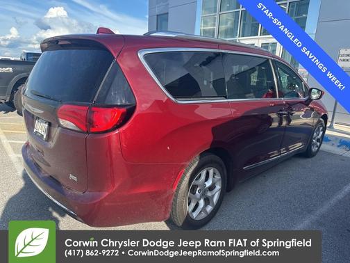 2020 Chrysler Pacifica Touring-L