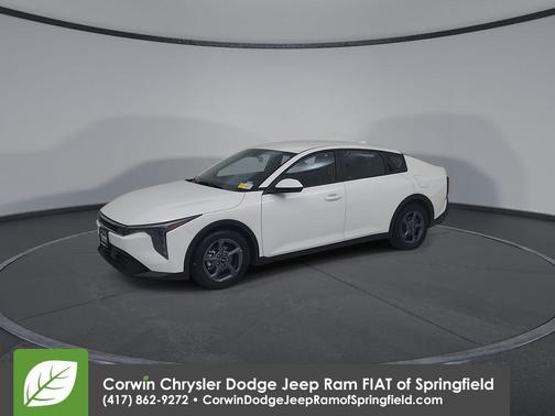 Snow White Pearl 2025 Kia K4