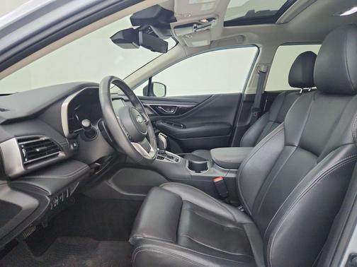 Ice Silver Metallic 2024 Subaru Outback Touring XT