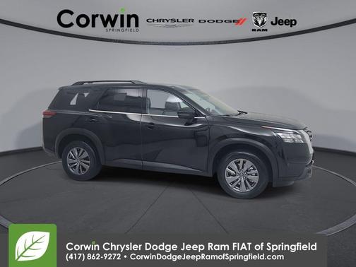 Black 2025 Nissan Pathfinder SV