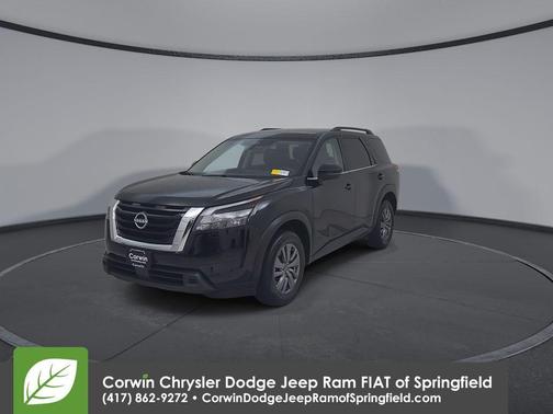 Black 2025 Nissan Pathfinder SV
