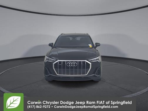 2025 Audi Q3 45 S line Premium