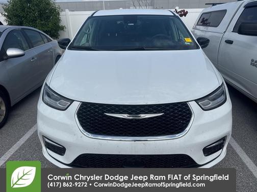 2024 Chrysler Pacifica Touring-L