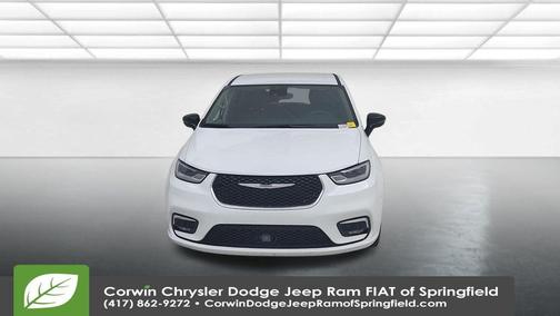 2024 Chrysler Pacifica Touring-L