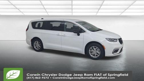 2024 Chrysler Pacifica Touring-L