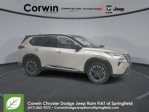 Champagne Silver 2026 Nissan Rogue Platinum