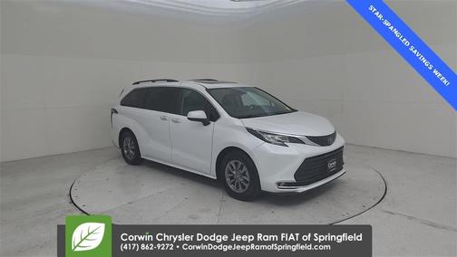2023 Toyota Sienna XLE