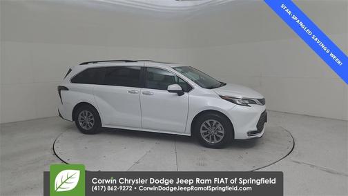 2023 Toyota Sienna XLE
