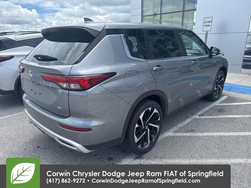 2024 Mitsubishi Outlander SE