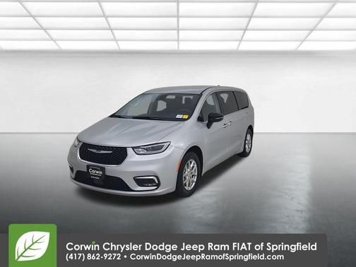 2024 Chrysler Pacifica Touring-L