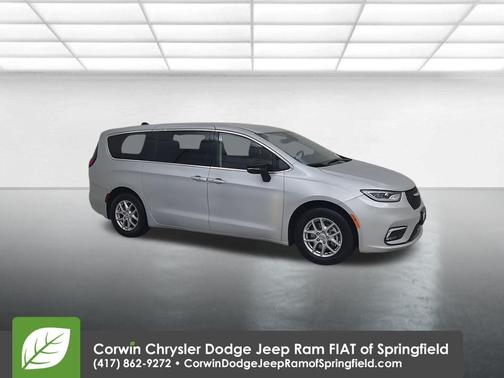 2024 Chrysler Pacifica Touring-L