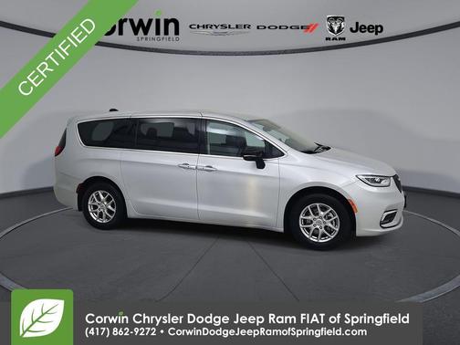 2024 Chrysler Pacifica Touring-L