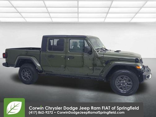 2024 Jeep Gladiator Sport