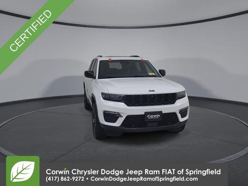 Bright White Clearcoat 2024 Jeep Grand Cherokee Limited