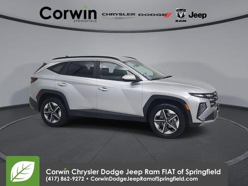 Shimmering Silver 2025 Hyundai TUCSON SEL