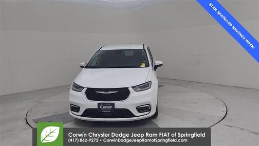 2023 Chrysler Pacifica Touring-L