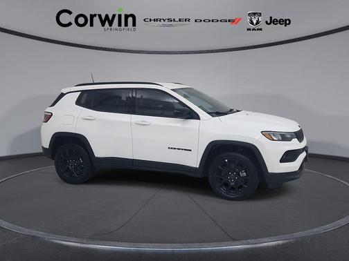 Bright White Clearcoat 2026 Jeep Compass Latitude
