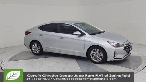 2019 Hyundai ELANTRA SEL