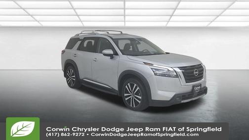 2023 Nissan Pathfinder Platinum