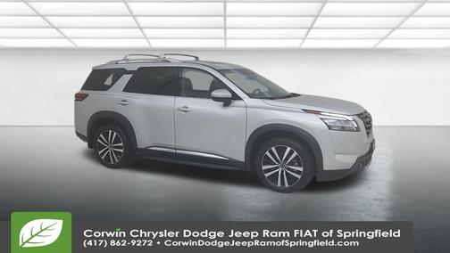 2023 Nissan Pathfinder Platinum