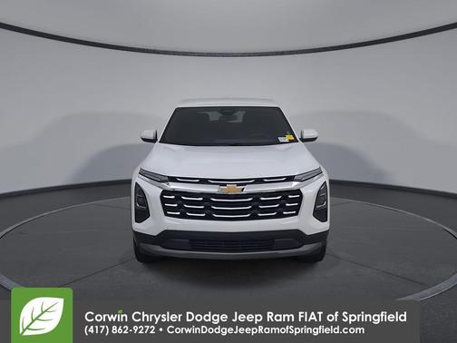 Summit White 2026 Chevrolet Equinox LT