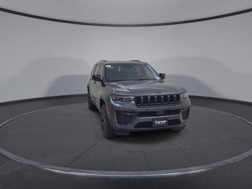 Metallic 2026 Jeep Grand Cherokee L Laredo