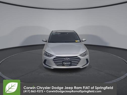2018 Hyundai ELANTRA SE