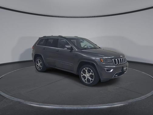 Granite Crystal Clearcoat Metallic 2018 Jeep Grand Cherokee Limited