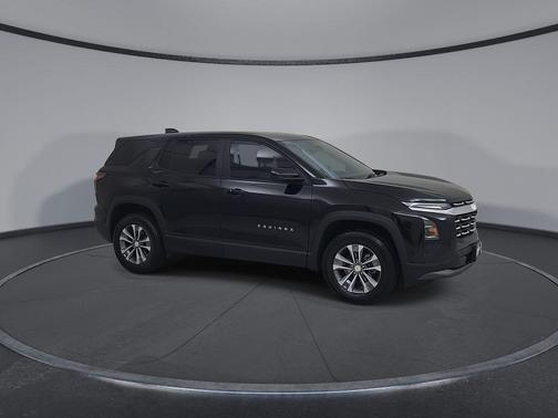 Mosaic Black Metallic 2026 Chevrolet Equinox LT