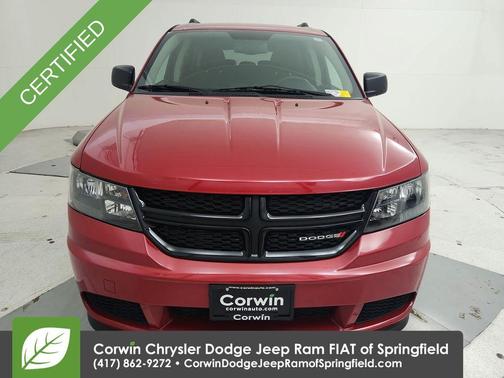 Redline 2 Coat Pearl 2017 Dodge Journey SE