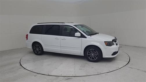 2016 Dodge Grand Caravan R/T