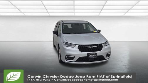 2024 Chrysler Pacifica Touring-L