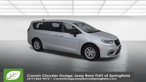 2024 Chrysler Pacifica Touring-L