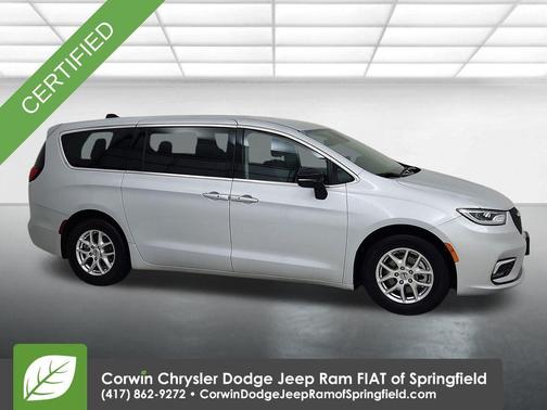 2024 Chrysler Pacifica Touring-L
