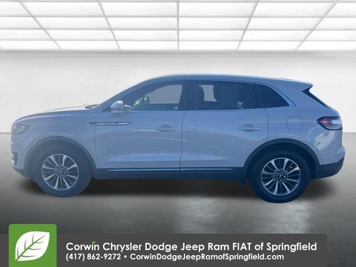 2019 Lincoln Nautilus Select