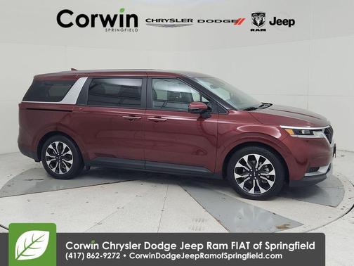 2024 Kia Carnival EX