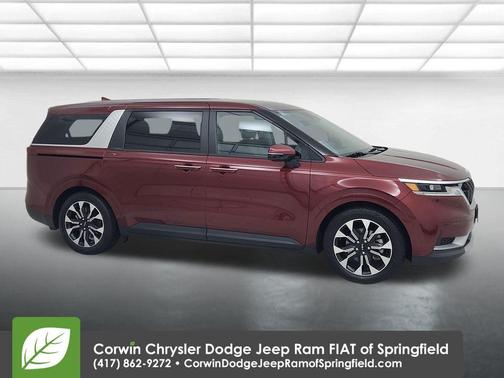 2024 Kia Carnival EX