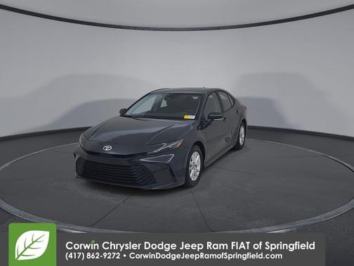 UNDERGROUND 2026 Toyota Camry LE