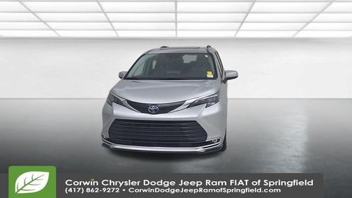 2024 Toyota Sienna XLE