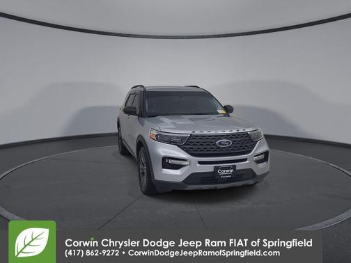 Silver Metallic 2021 Ford Explorer XLT